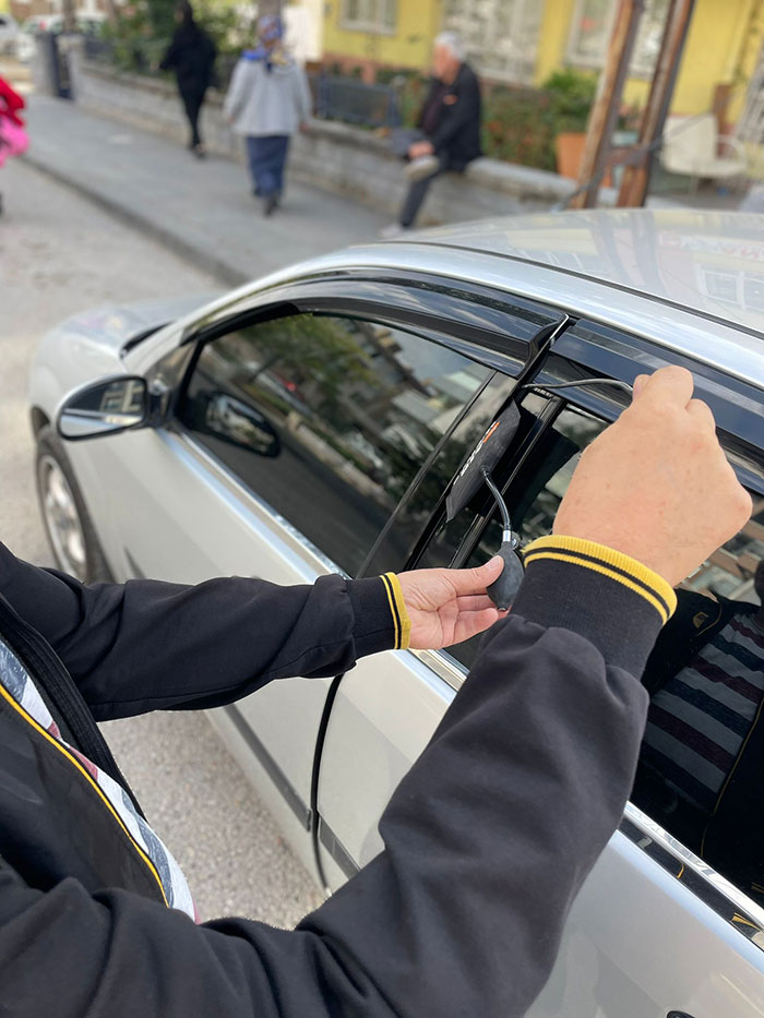 Mezitli Oto Kilitçisi